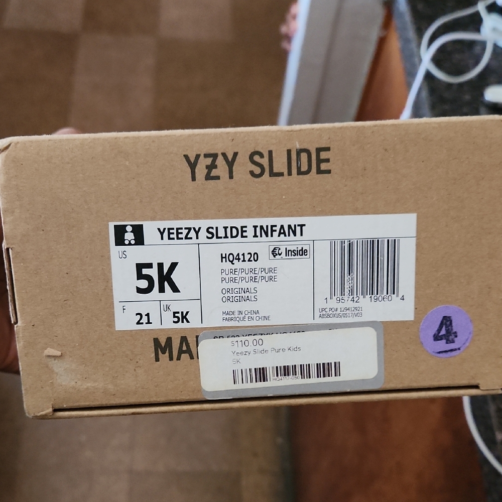 Yeezy Slide Infant in Nude